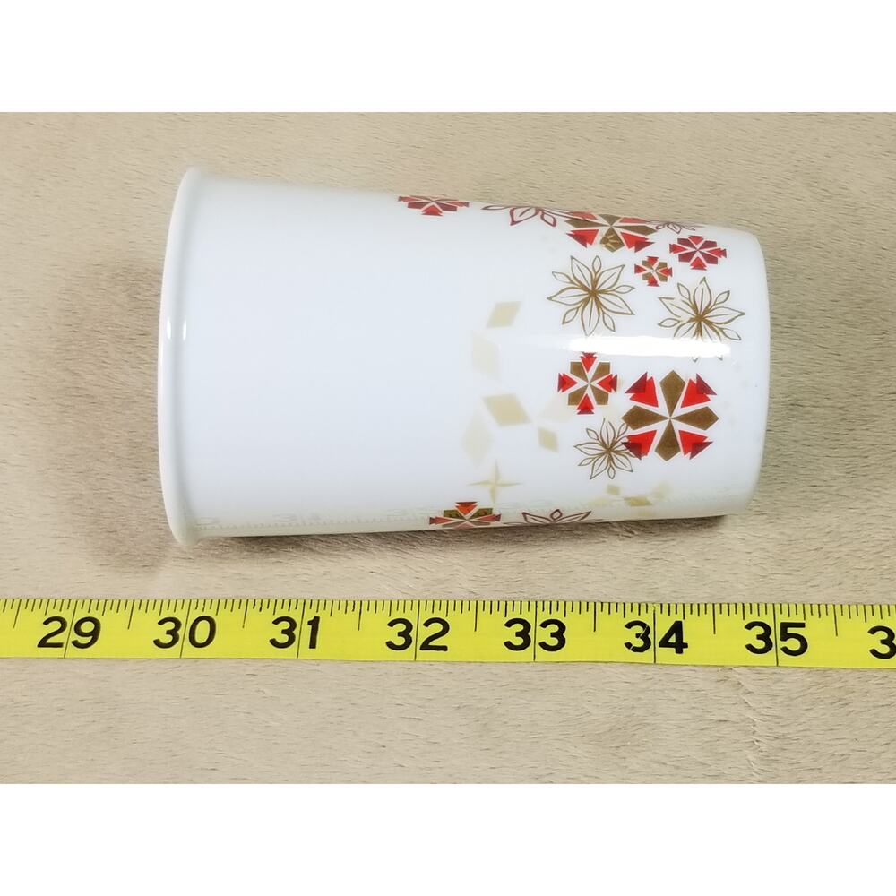 Starbucks Christmas Holiday Coffee Mug 12oz Teacup 2013 White Red 4 3/4" - Picture 13 of 13